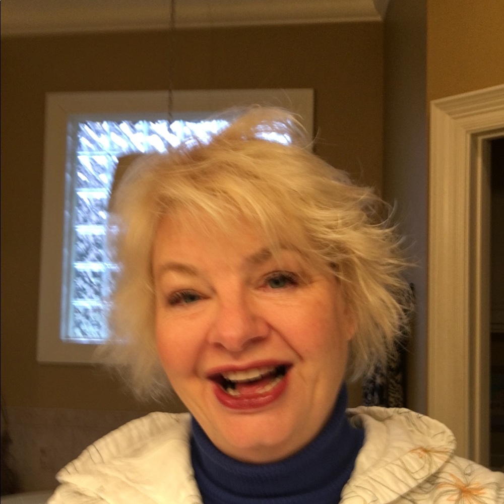 Meet your Posher, Candace